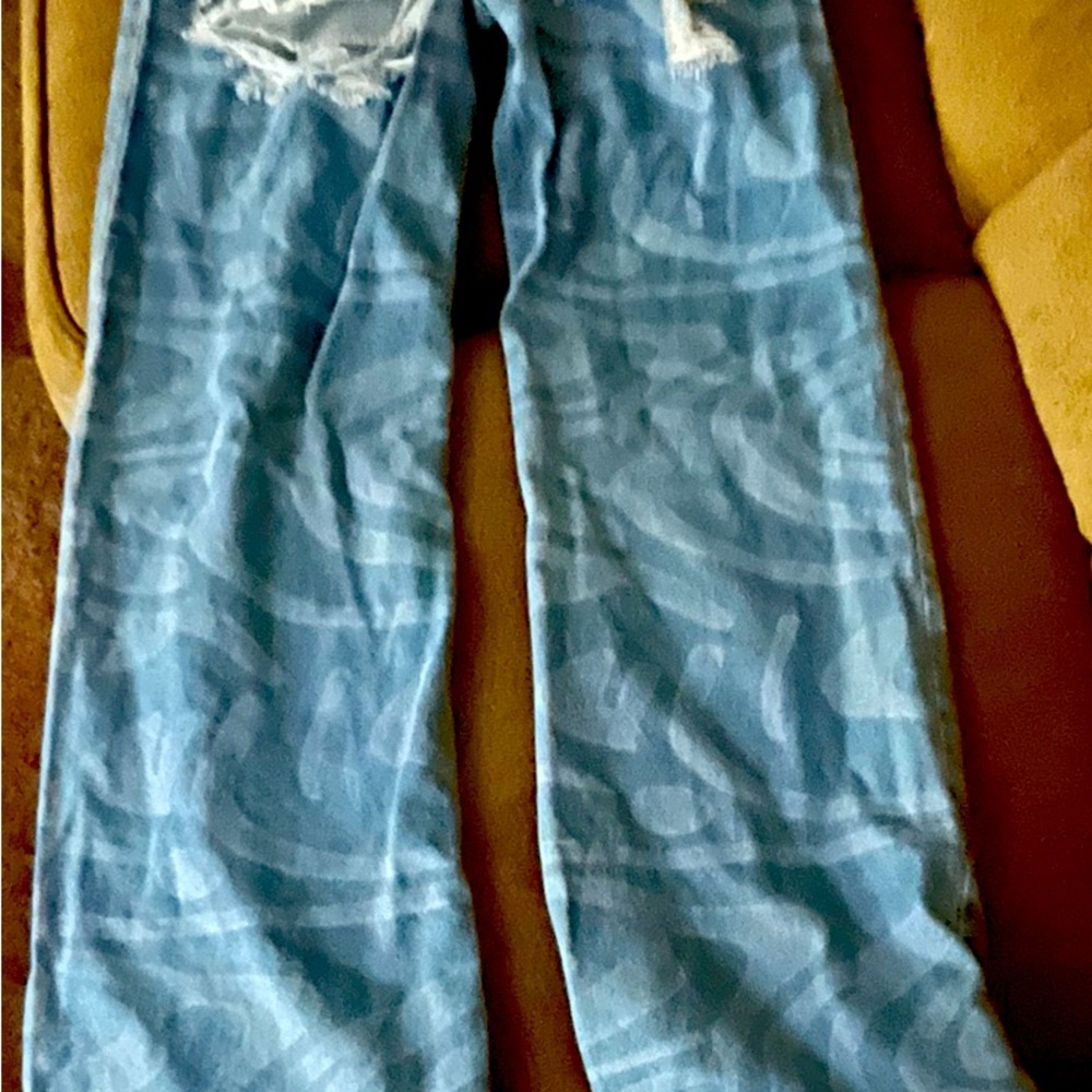 Pretty little things jeans and top - Picture 3 of 5